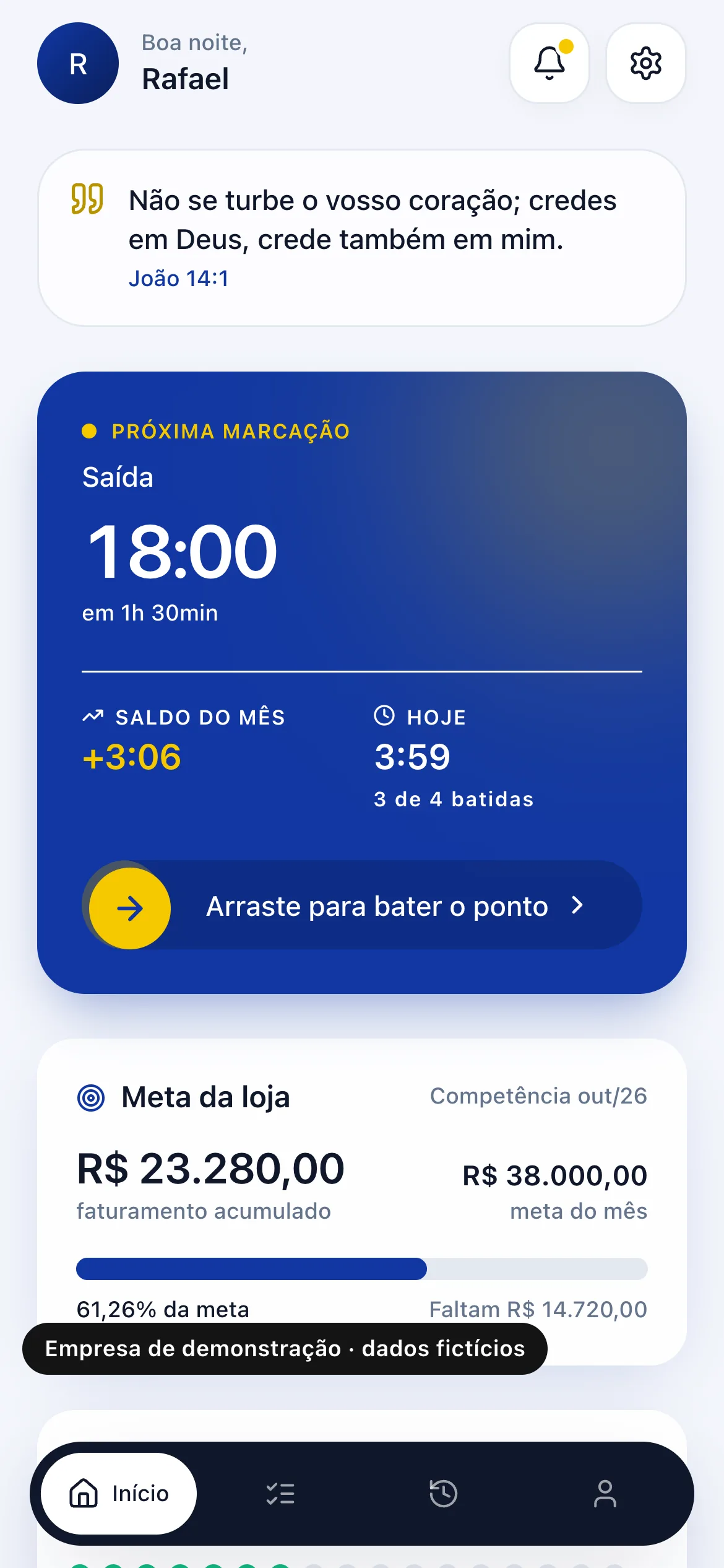 Tela inicial do app do funcionário no celular, com o cartão do ponto, a meta da loja e os comunicados